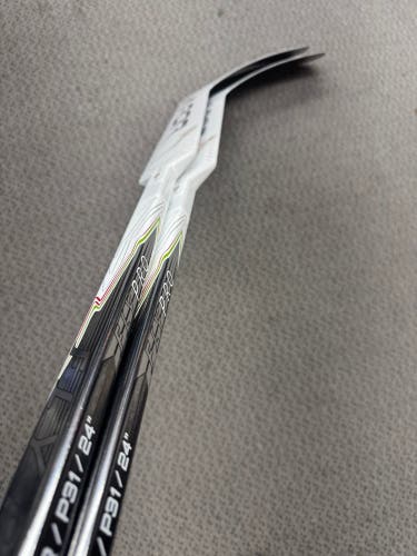 2-Pack Senior Bauer Vapor FlyPro Regular Goalie Stick 24" Paddle (New)