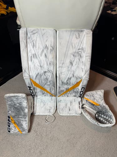 Stuart Skinner Oilers/Penguins CCM Axis XF Game-Used - Photomatched to 20 game.