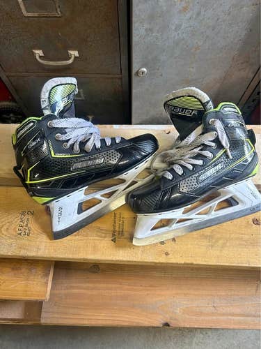 Bauer GSX Hockey Goalie Skates - Size 5.5 (D)