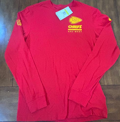 Kansas City Chiefs Nike Red Long Sleeve T-Shirt Adult Size Small NWT