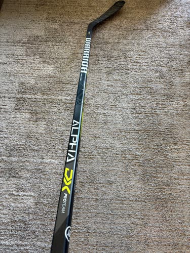 Senior Warrior Alpha DX Pro Team Hockey Stick Right Handed W03 75 Flex (Used)