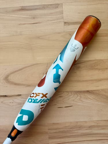 DeMarini CFX 30/19 (-11) Fastpitch Softball Bat
