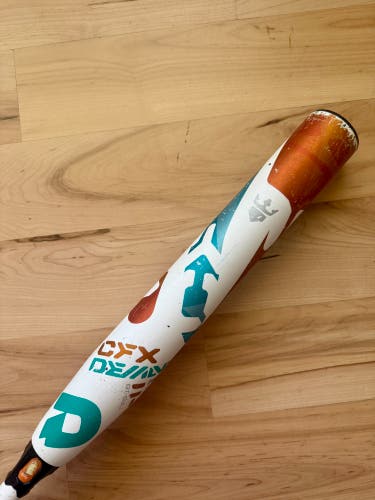 DeMarini CFX 30/19 (-11) Fastpitch Softball Bat