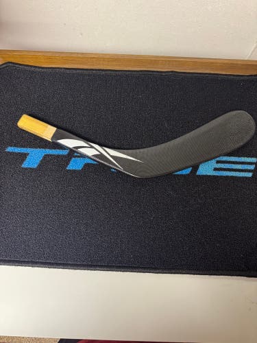Rare Sidney Crosby Team Issued Reebok Left Hand Stick Blade Pro Stock (New)