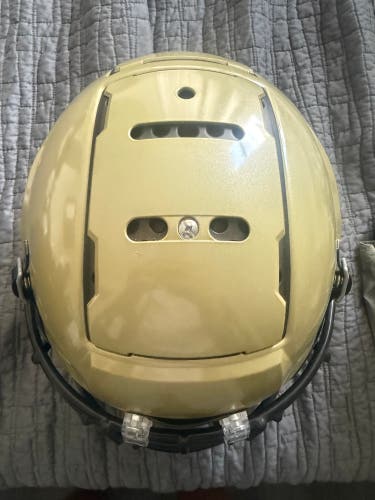 Gold Adult Large Schutt F7 VTD Helmet (New)
