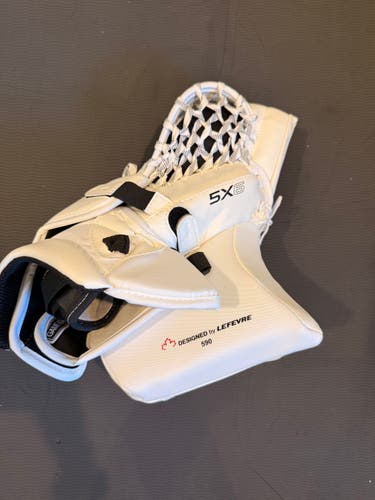 True Catalyst 5x6 Regular Goalie Catch Glove (New)