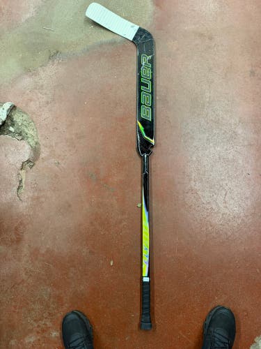 Senior Bauer Vapor Flylite Regular Goalie Stick 25" Paddle (Used) trigger grip