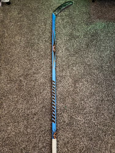 Senior Warrior Covert Mac Daddy Left Hand Hockey Stick Heel Pattern 85 Flex Pro Stock (Used)