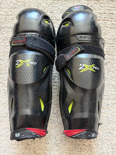 Intermediate Bauer Vapor 2X Pro Shin Pads 13" (Used)