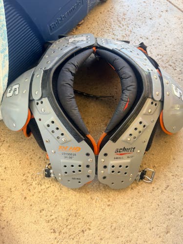 Small Adult Schutt Shoulder Pads (Used)