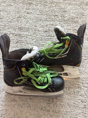 Intermediate Bauer Supreme One.7 Hockey Skates Regular Width Size 4.5 (Used)