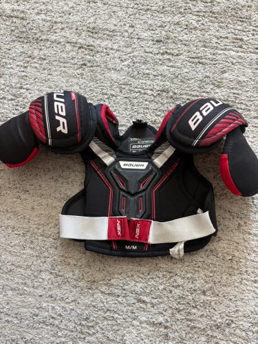Youth Medium Bauer NSX Shoulder Pads (Used)