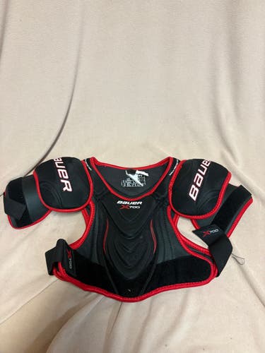 Men's Large Junior Bauer Vapor X700 Shoulder Pads (Used)
