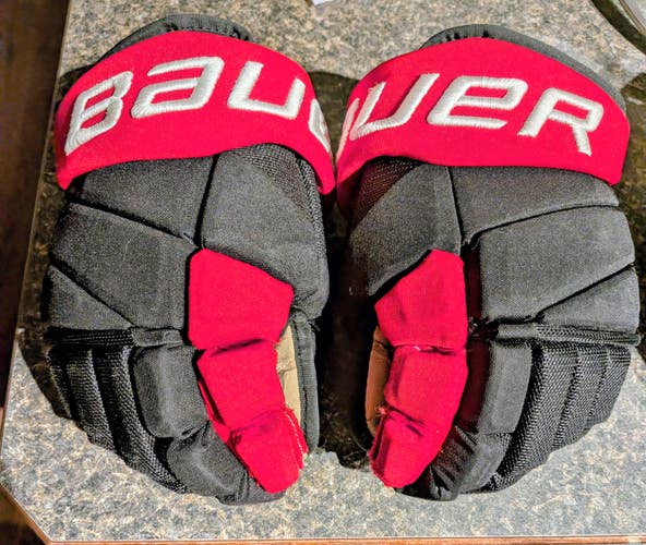 Bauer Vapor Hyperlite Gloves 14" Pro Stock (Used)