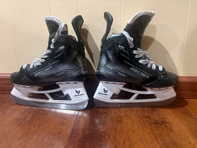 2024 Bauer Supreme M50 Pro Hockey Skates 6.5 (Used)