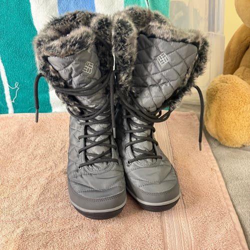 Gray Women's Adult Columbia Boots (Used)