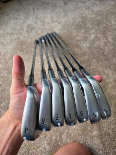 Men's 2024 Callaway APEX PRO 24 Right Handed Iron Set Stiff Flex (New)