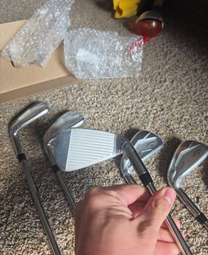 Men's 2025 Callaway Callaway Elyte X Left Hand Iron Set Regular Flex (6 Clubs) #6 - #9, PW, GW (New)
