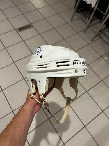 Large White Bauer 4500/4000 Helmet