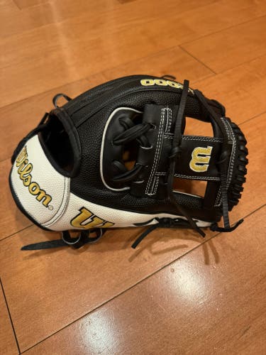 Wilson A2000 1786 RHT Infield Baseball Glove 11.5" (Like New)