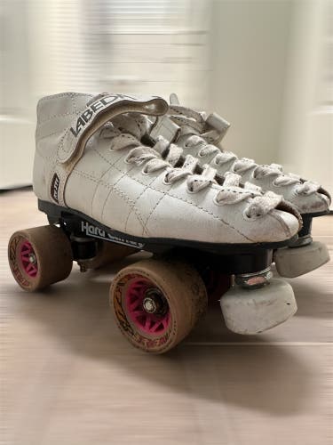 Labeda Pro Speed Roller Skates size 7 women’s
