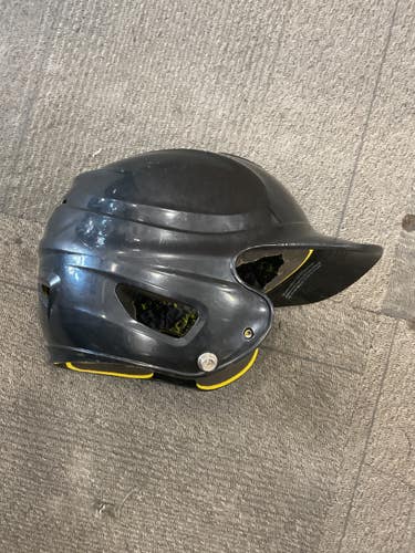 Used Under Armour UABH110 Batting Helmet No Mask Black XS 11614-S000244310