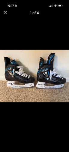 2024 True Catalyst 3x4 Hockey Skates Regular Width Size 5.5 (New)