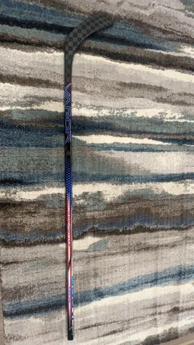 Intermediate Bauer Vapor Hyperlite 2 Left Hand Hockey Stick P28 65 Flex Pro Stock USA