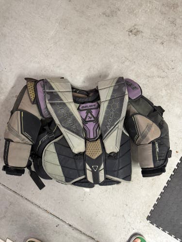 Large Bauer Mach Goalie Chest Protector (Used)