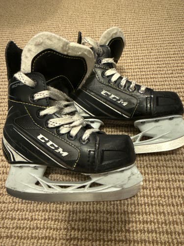 2018 CCM Tacks 9040 Hockey Skates 11 (Used)