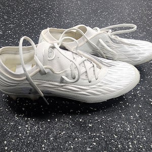 Used Under Armour Adult FB Cleats White Senior 9 11849-S000044408