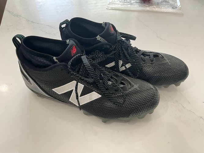 Black Men's Size M 12.0 (W 13.0) Adult New Balance Mid Top Molded Cleats (Used)