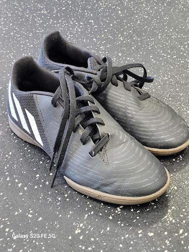 Used Adidas PREDATOR Soccer Indoor Shoes Black Junior 04 11849-S000044418