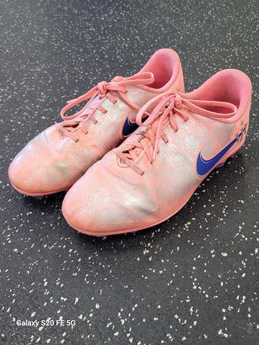 Used Nike VINI FLY Soccer Cleats Pink Junior 04 11849-S000044422