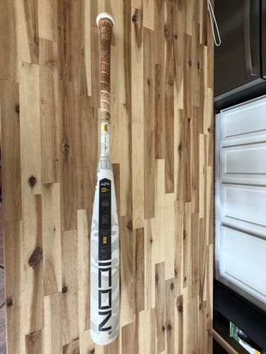 2024 Rawlings Icon Composite USSSA Certified Bat (-8) 22 oz 30" (Used)