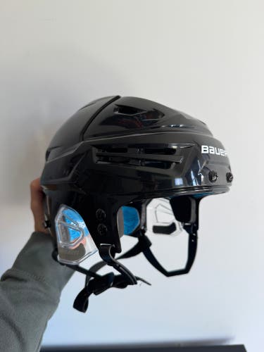 Medium Bauer Re-Akt 65 Helmet Pro Stock (New)