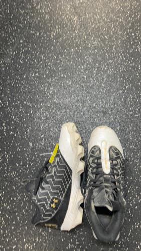 Used Under Armour BH SHOW BB/SB Cleats Black Youth 07.5 11831-S000035733