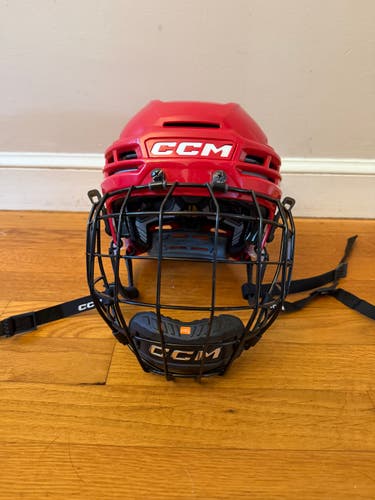 Small CCM Tacks 910 Red Helmet (Used)