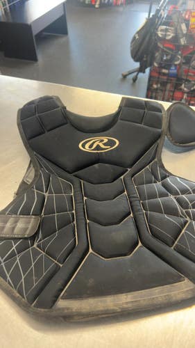 Used Rawlings CHEST PROTECTOR Catchers Chest Protector Black Junior 11831-S000028509