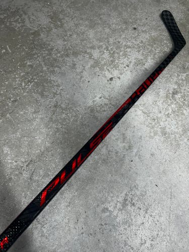 87 Flex P92M Senior Bauer Pulse Left Hand Hockey Stick Pro Stock (Used)