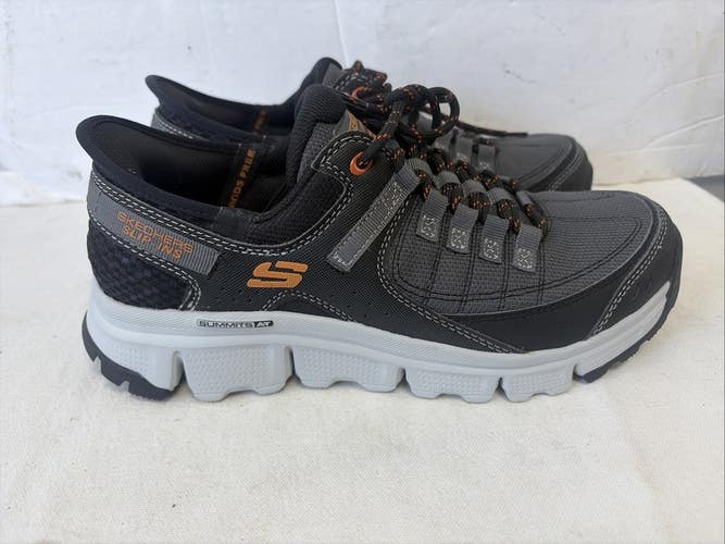 Brand New Mens Size 9 Skechers Summits AT Slip-in Sneakers