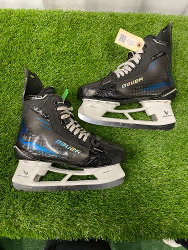 Senior Bauer Supreme Shadow Hockey Skates 9.5 (Used)
