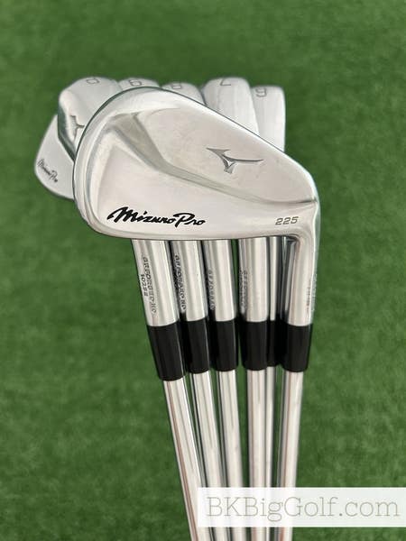 Mizuno Pro 225 Forged Iron Set 5-P / Dynamic Gold 95 Stiff