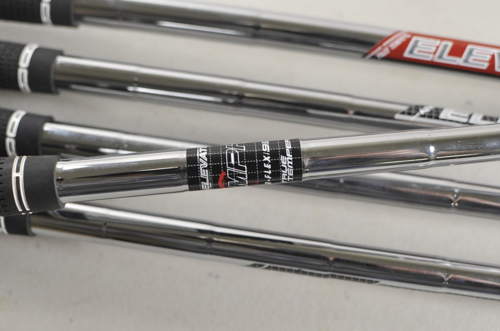 LEFT HAND PXG 0211 Dualcor 6-W Iron Set Regular Flex Elevate 95g