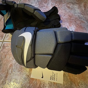 Small Youth Nike Vapor Arm Pads (New)