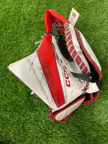 Senior CCM Axis XF Pro Goalie Gloves & Blockers Regular (Used)