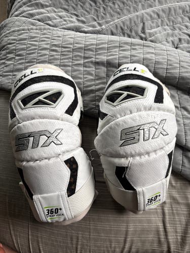 Large Adult STX Cell V Arm Pads (Used)