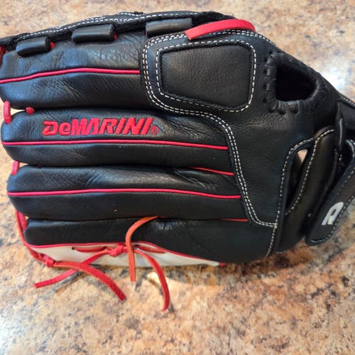 DeMarini RH Insane Softball/Baseball (Outfiel) Glove 14" Excellent Condition/Game Ready