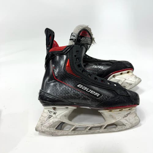 Used Bauer Vapor 3x Pro Skates | Size 3 EE | AB414