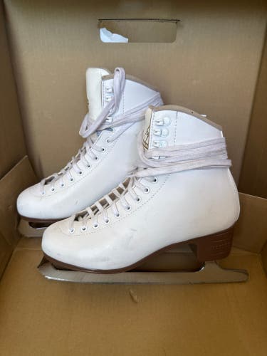 Jackson Ultima Excel Figure Skates C Adult 9 (Used)